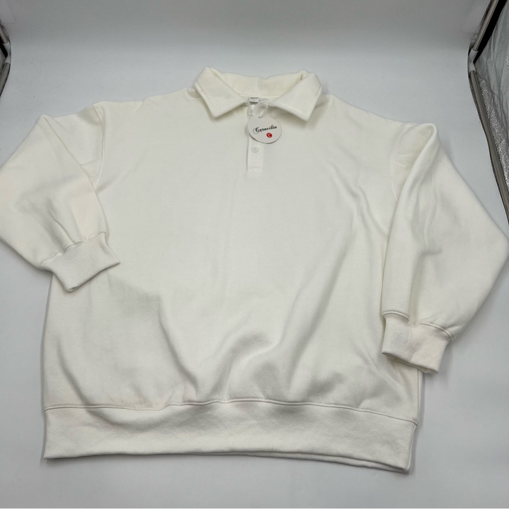Women’s‎ Caracilia size L oversized white collared sweatshirt. NWT